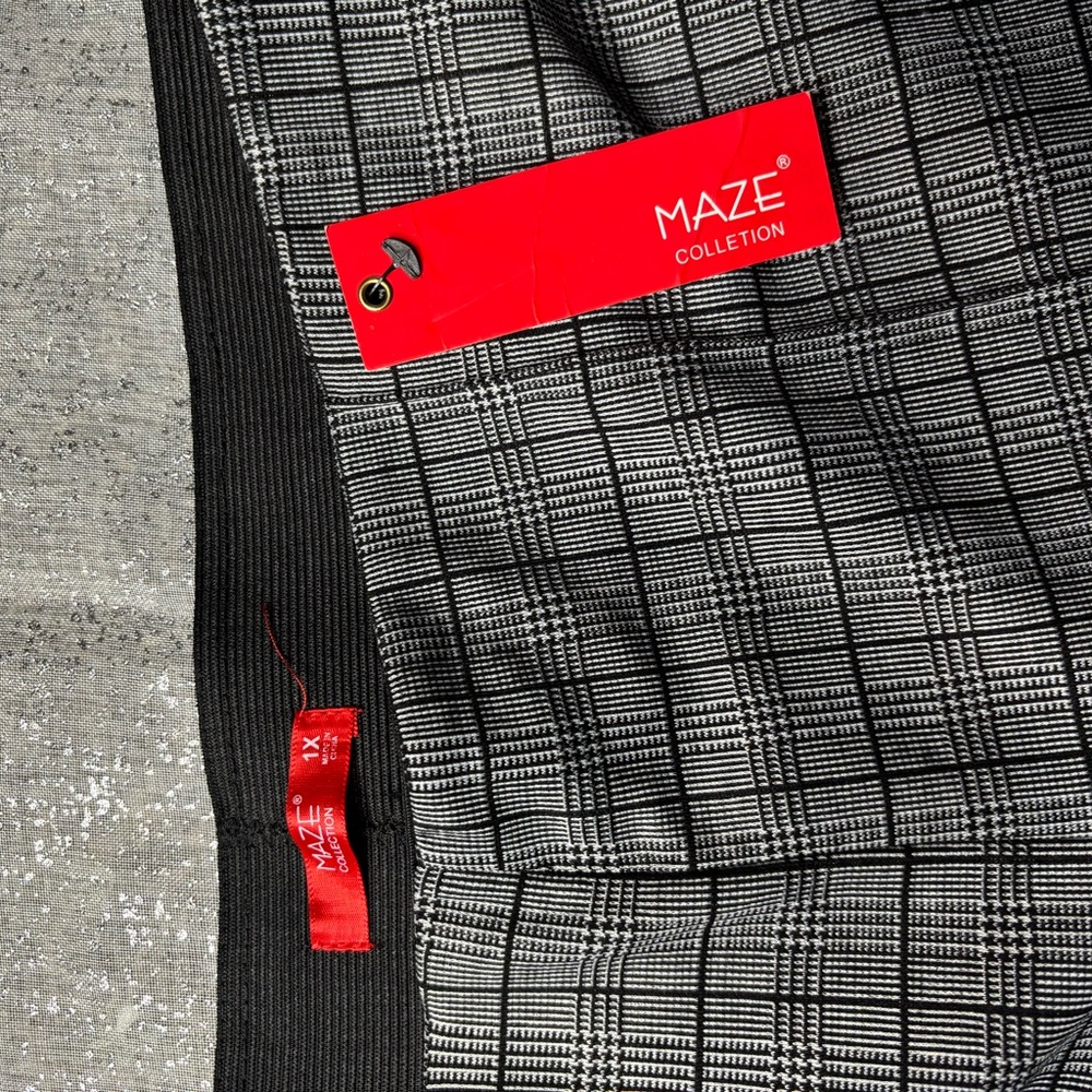 Plaid Gray Women's Pants - Picture 3 of 4